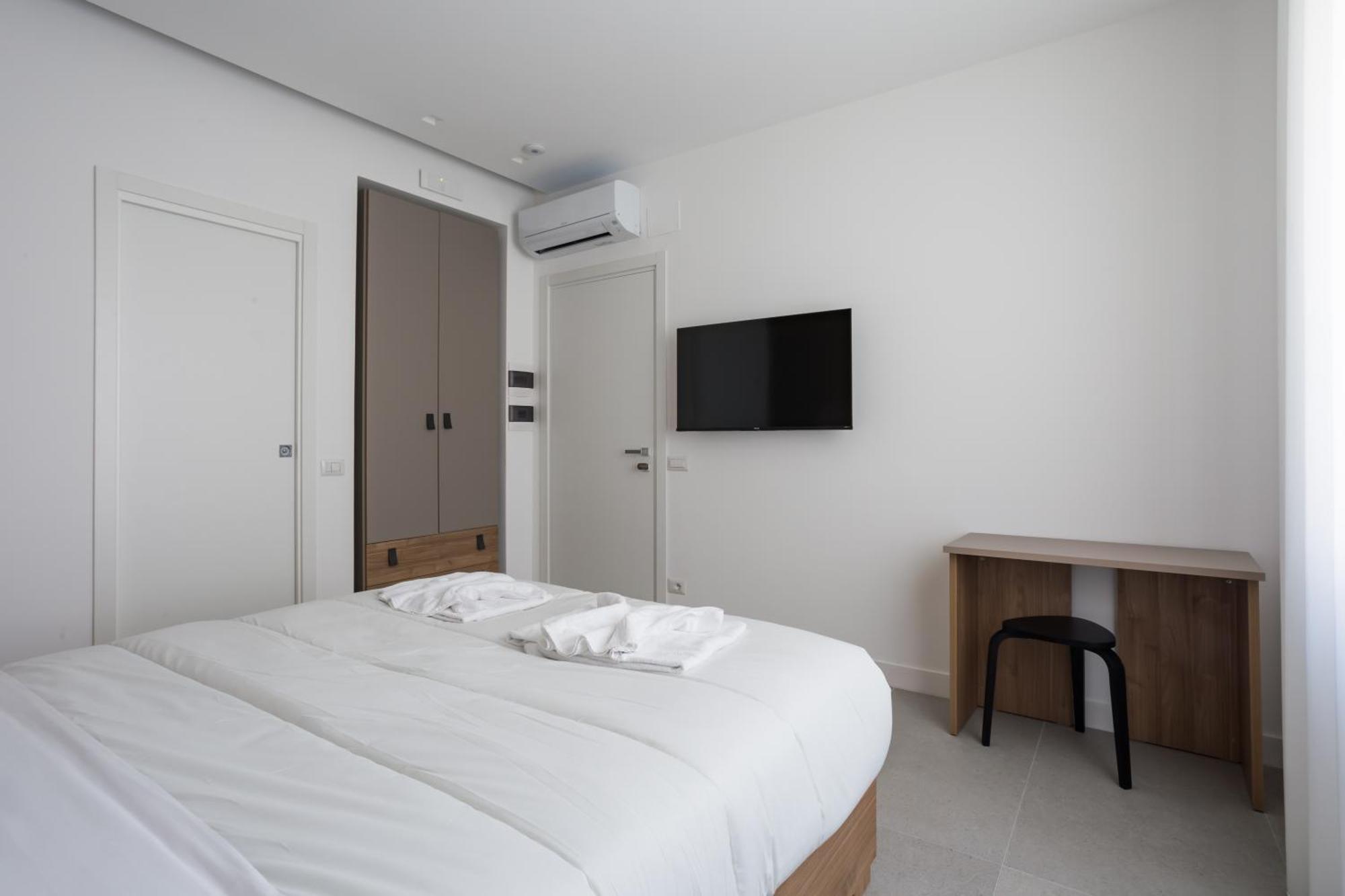 Napolishine Panorama Caravaggio By Dimorra Guest house Naples